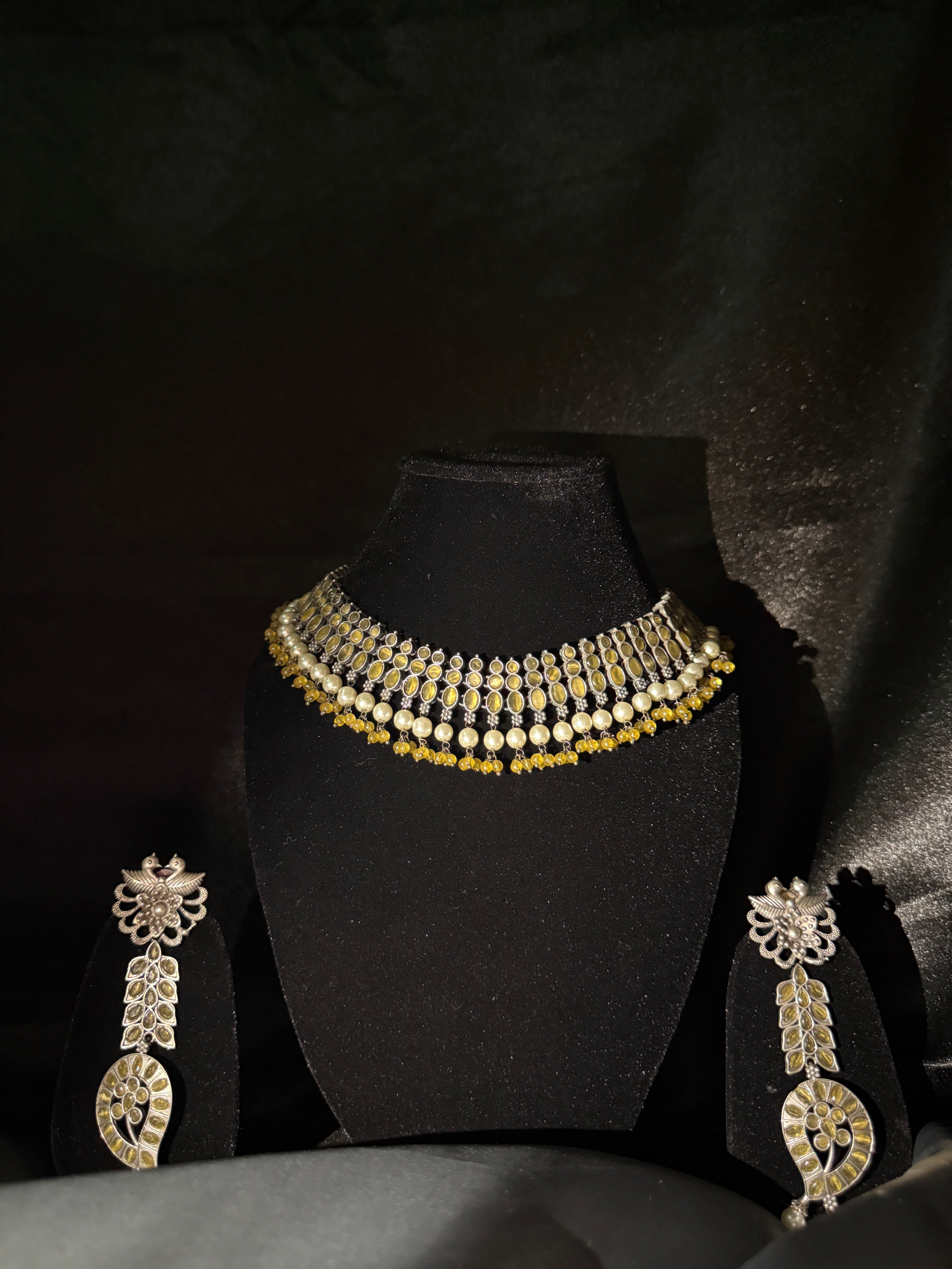 Antique Silver Kundan Pearl Necklace Set